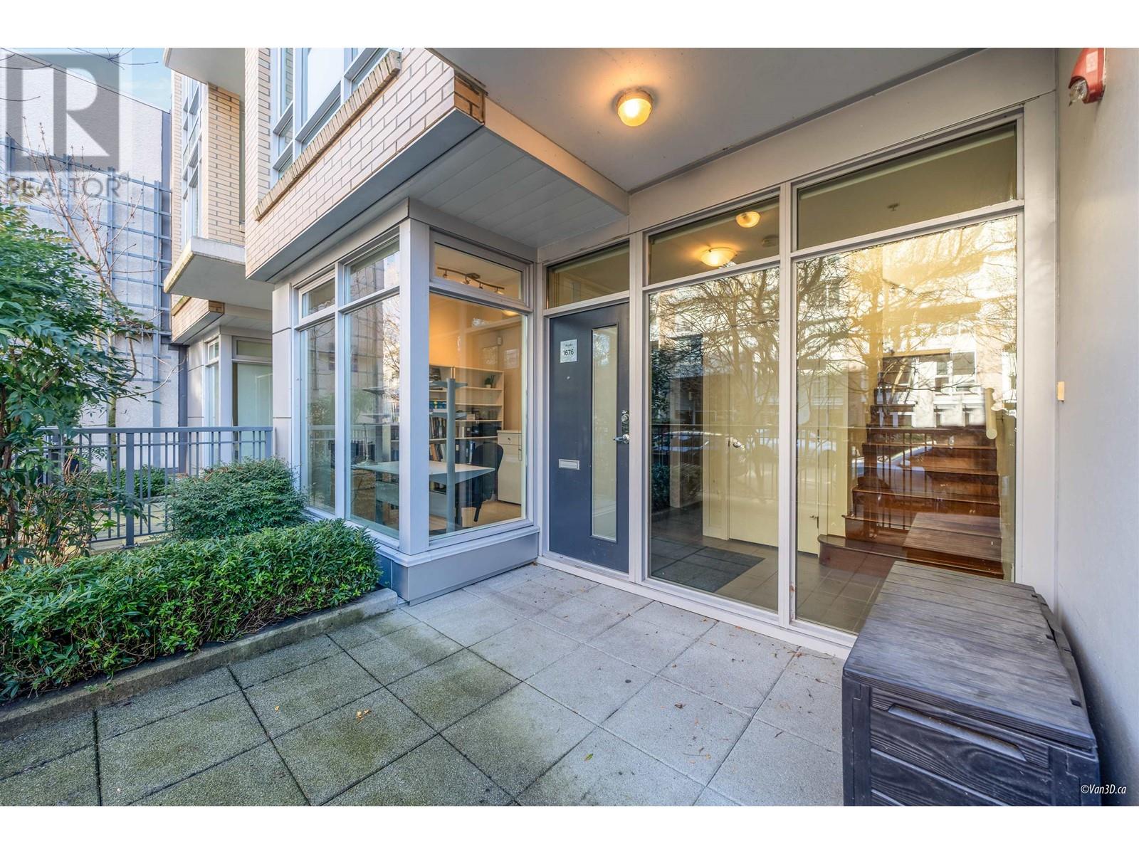 1676 W 8th Avenue, Vancouver, British Columbia  V6J 1V4 - Photo 34 - R2958161