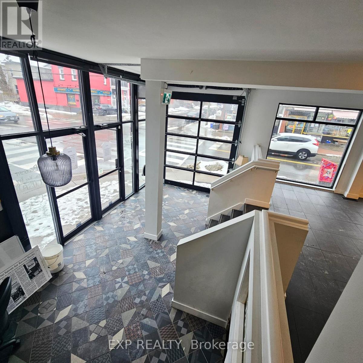 A - 43 Seneca Street, Ottawa, Ontario  K1S 4X2 - Photo 3 - X11892661