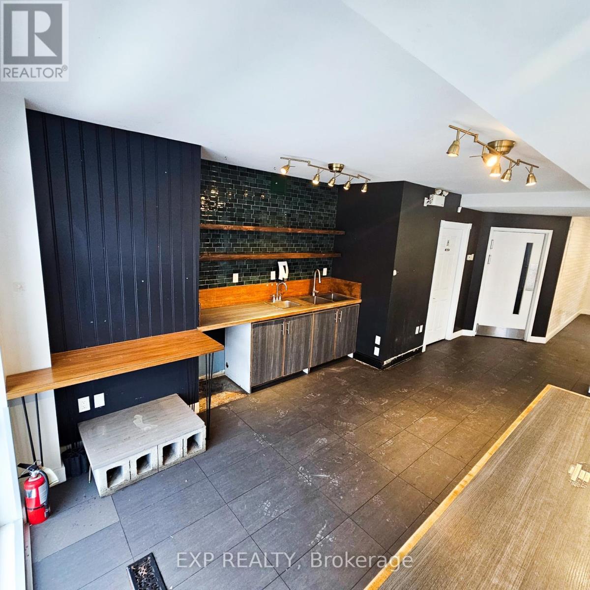 A - 43 Seneca Street, Ottawa, Ontario  K1S 4X2 - Photo 5 - X11892661