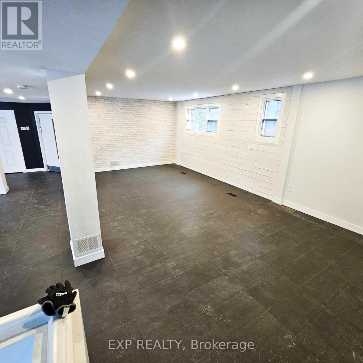 A - 43 Seneca Street, Ottawa, Ontario  K1S 4X2 - Photo 6 - X11892661