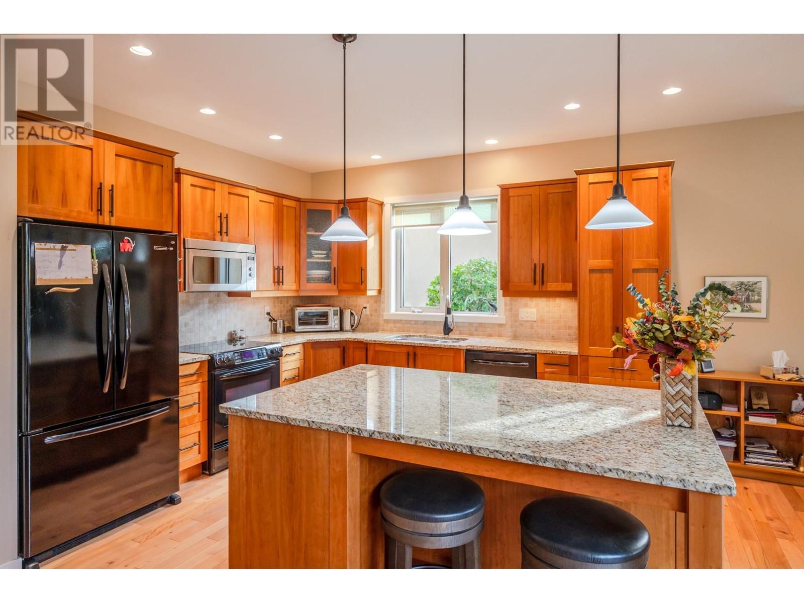Property at 6833 Meadows Drive Drive Unit# 26 image 4