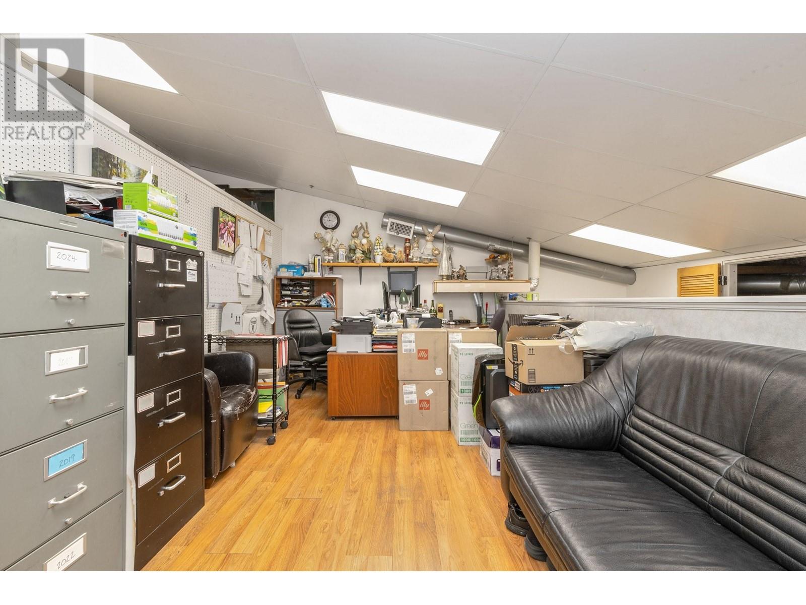 252 Newport Drive, Port Moody, British Columbia  V3H 5B9 - Photo 11 - C8065584