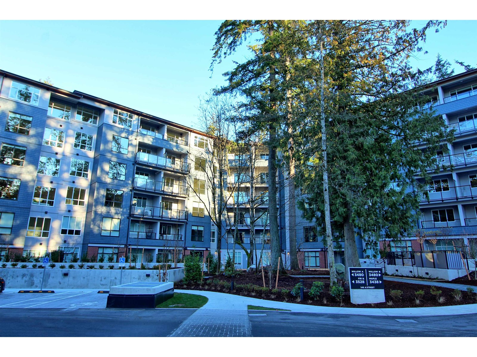 615 3480 146A STREET, surrey, British Columbia