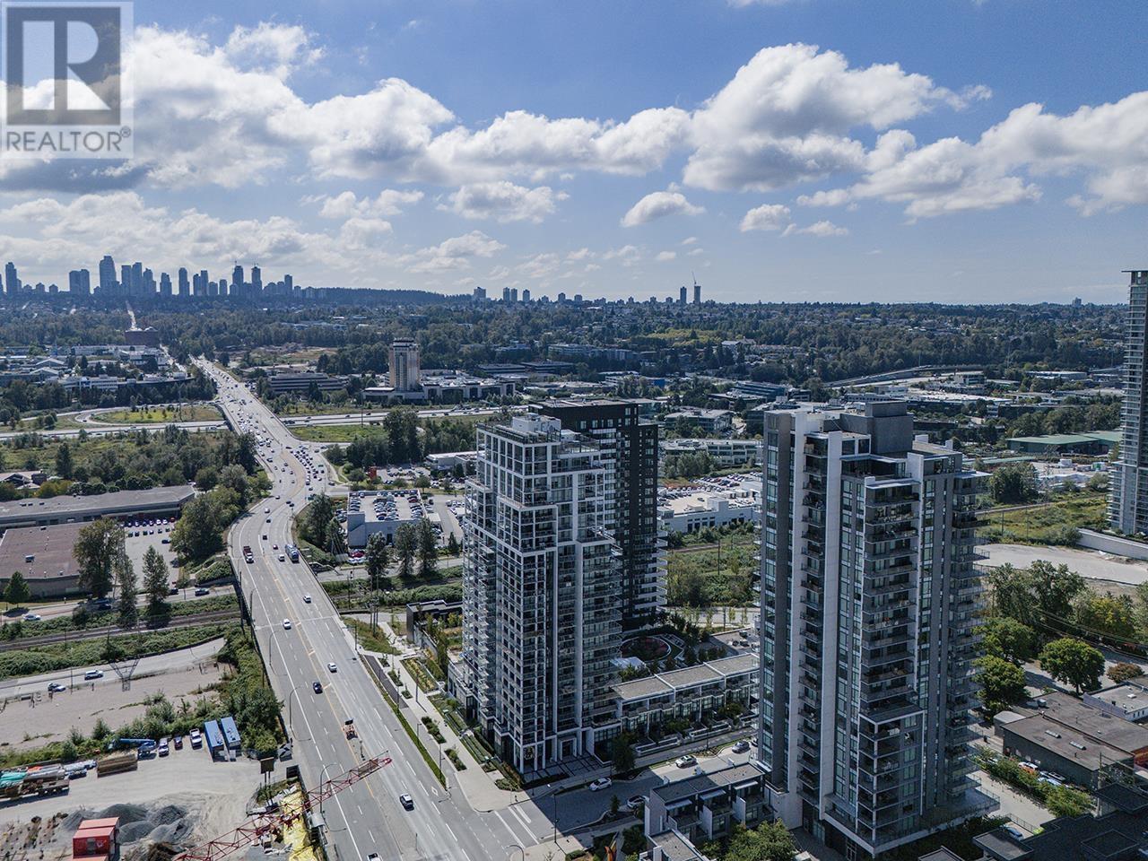 Listing Picture 2 of 23 : 705 4488 JUNEAU STREET, Burnaby / 本拿比 - 魯藝地產 Yvonne Lu Group - MLS Medallion Club Member