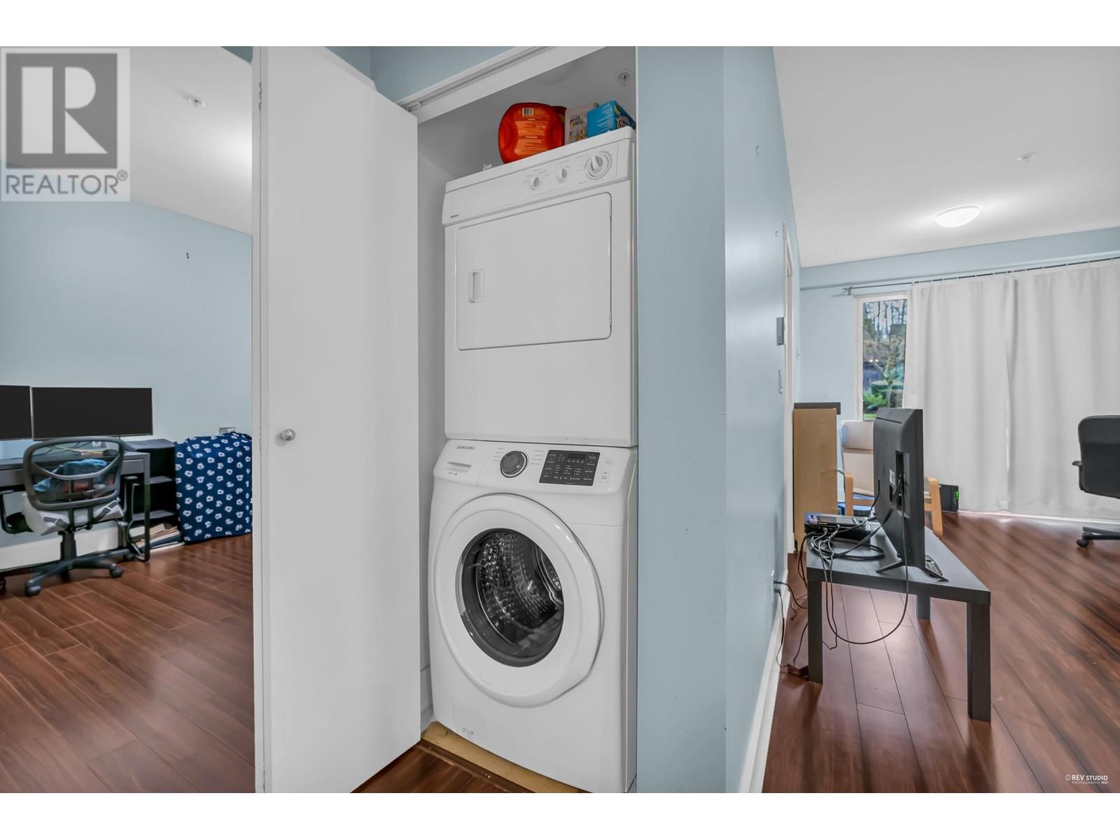 111 7488 Byrnepark Walk, Burnaby, British Columbia  V3N 0B6 - Photo 9 - R2958113