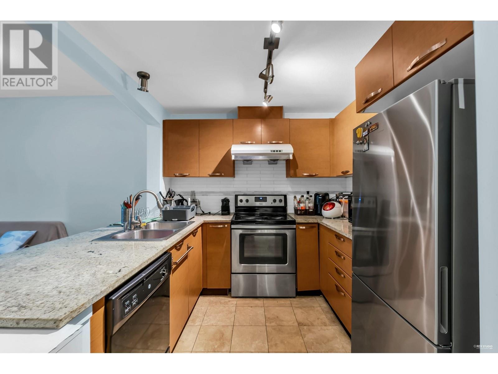 111 7488 Byrnepark Walk, Burnaby, British Columbia  V3N 0B6 - Photo 15 - R2958113