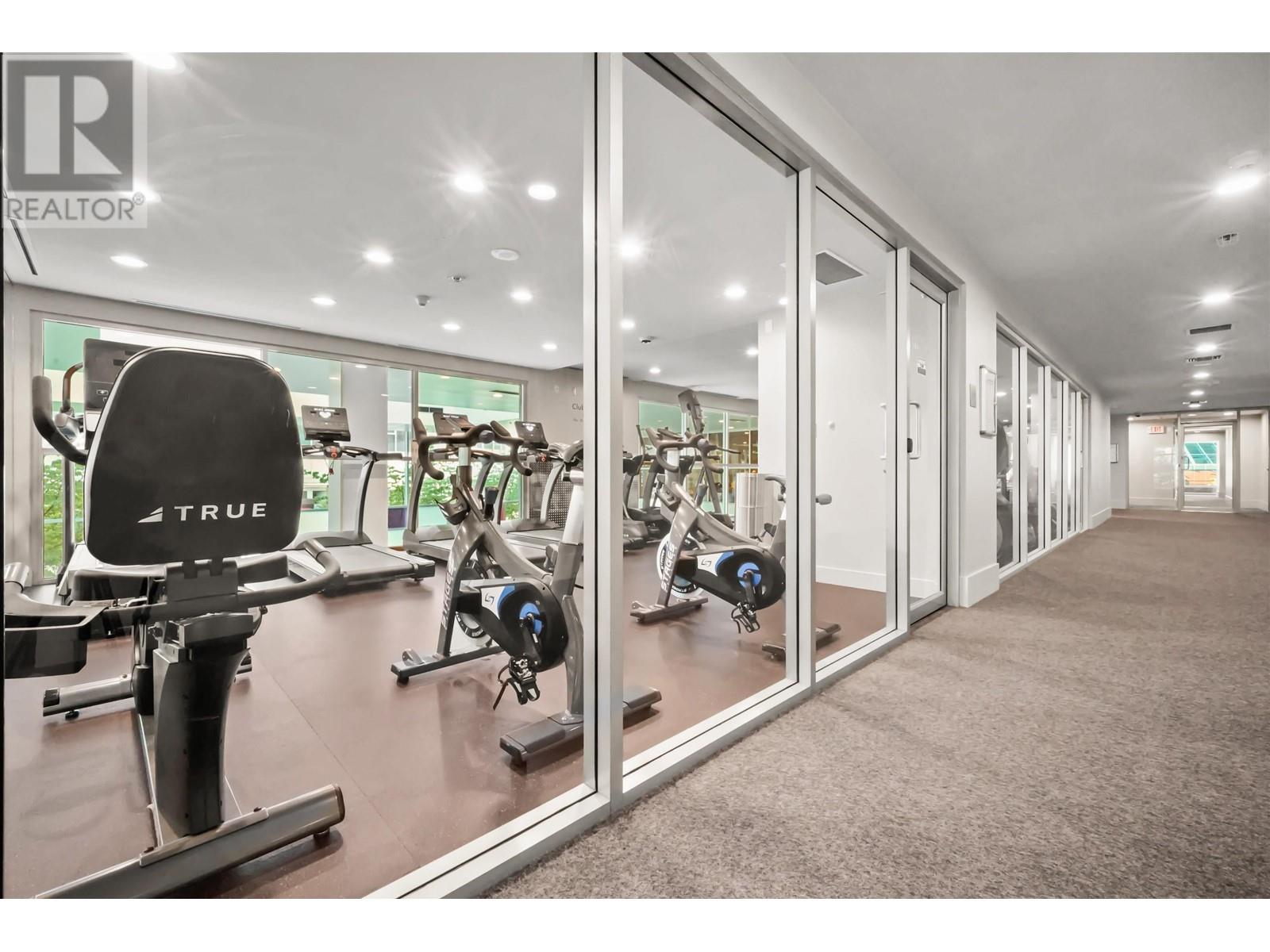 Listing Picture 13 of 17 : 716 161 W GEORGIA STREET, Vancouver / 溫哥華 - 魯藝地產 Yvonne Lu Group - MLS Medallion Club Member