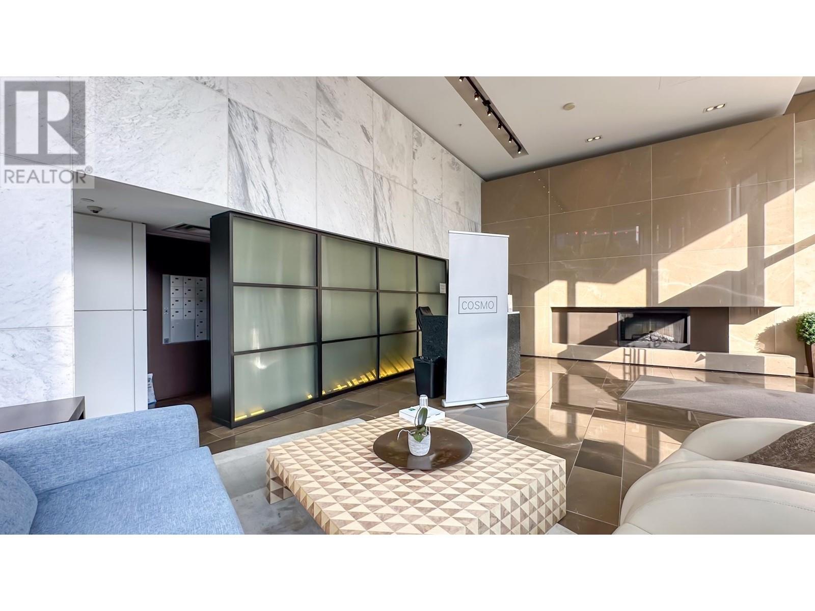 Listing Picture 16 of 17 : 716 161 W GEORGIA STREET, Vancouver / 溫哥華 - 魯藝地產 Yvonne Lu Group - MLS Medallion Club Member