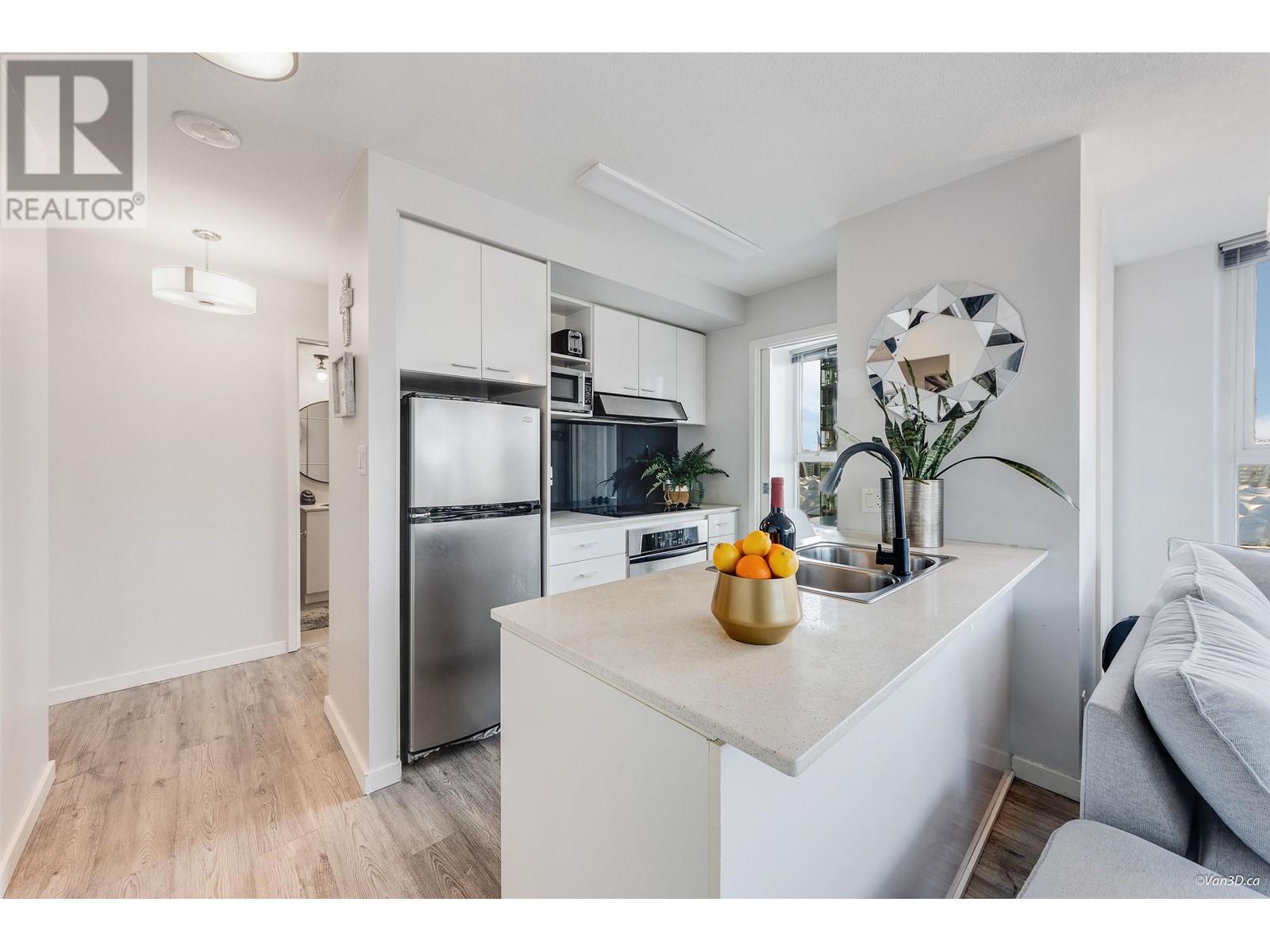 2208 131 Regiment Square, Vancouver, British Columbia  V6B 1X6 - Photo 8 - R2958231