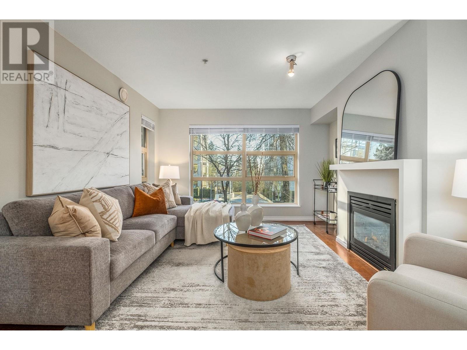 214 9339 University Crescent, Burnaby, British Columbia V5A 4Y1 - Photo 3 - R2958235