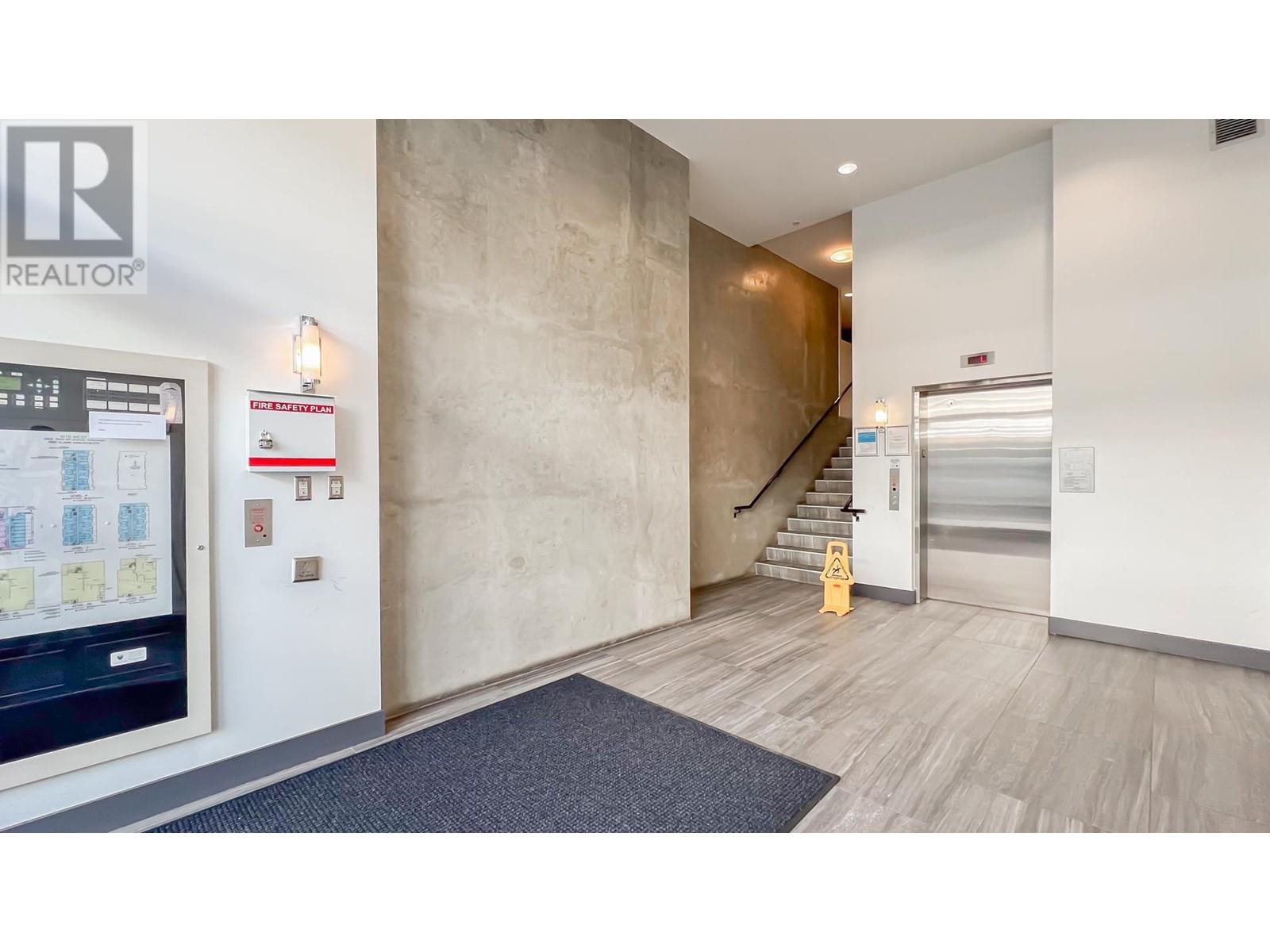 202 2858 W 4th Avenue, Vancouver, British Columbia  V6K 1R2 - Photo 2 - R2958271