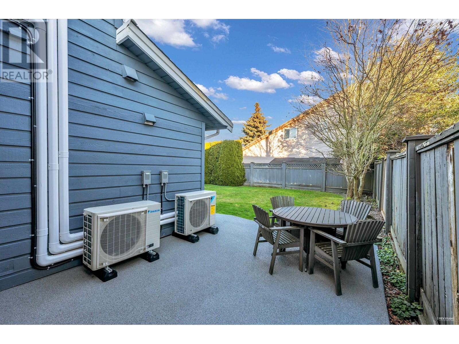 9322 Romaniuk Drive, Richmond, British Columbia  V7E 5G7 - Photo 32 - R2958195
