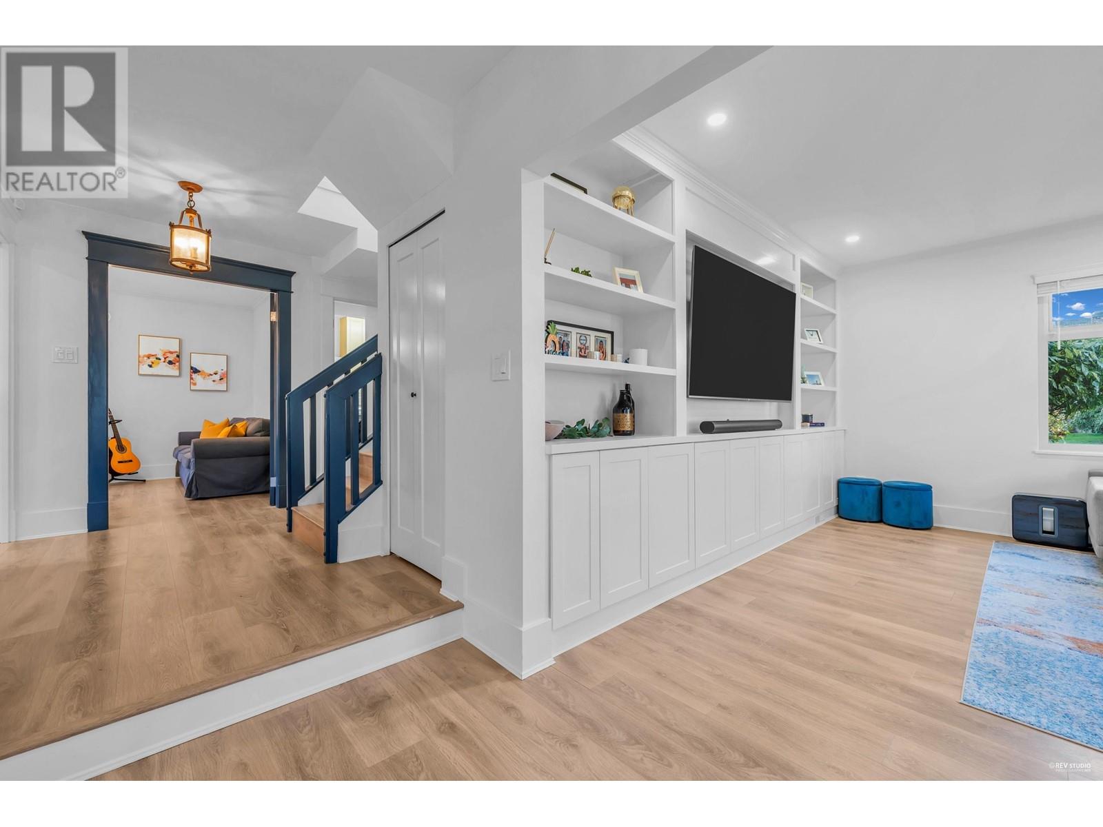 9322 Romaniuk Drive, Richmond, British Columbia  V7E 5G7 - Photo 8 - R2958195