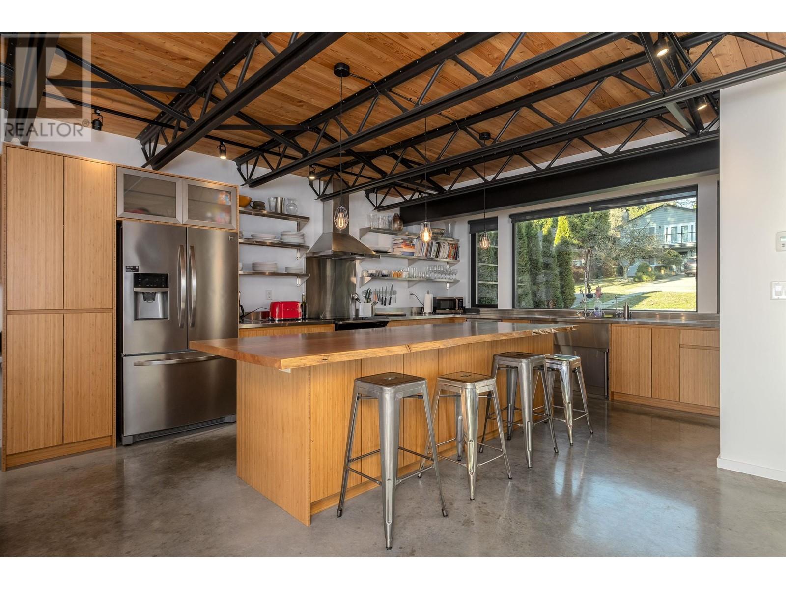 1449 Chamberlain Drive, North Vancouver, British Columbia  V7K 1P8 - Photo 13 - R2958198