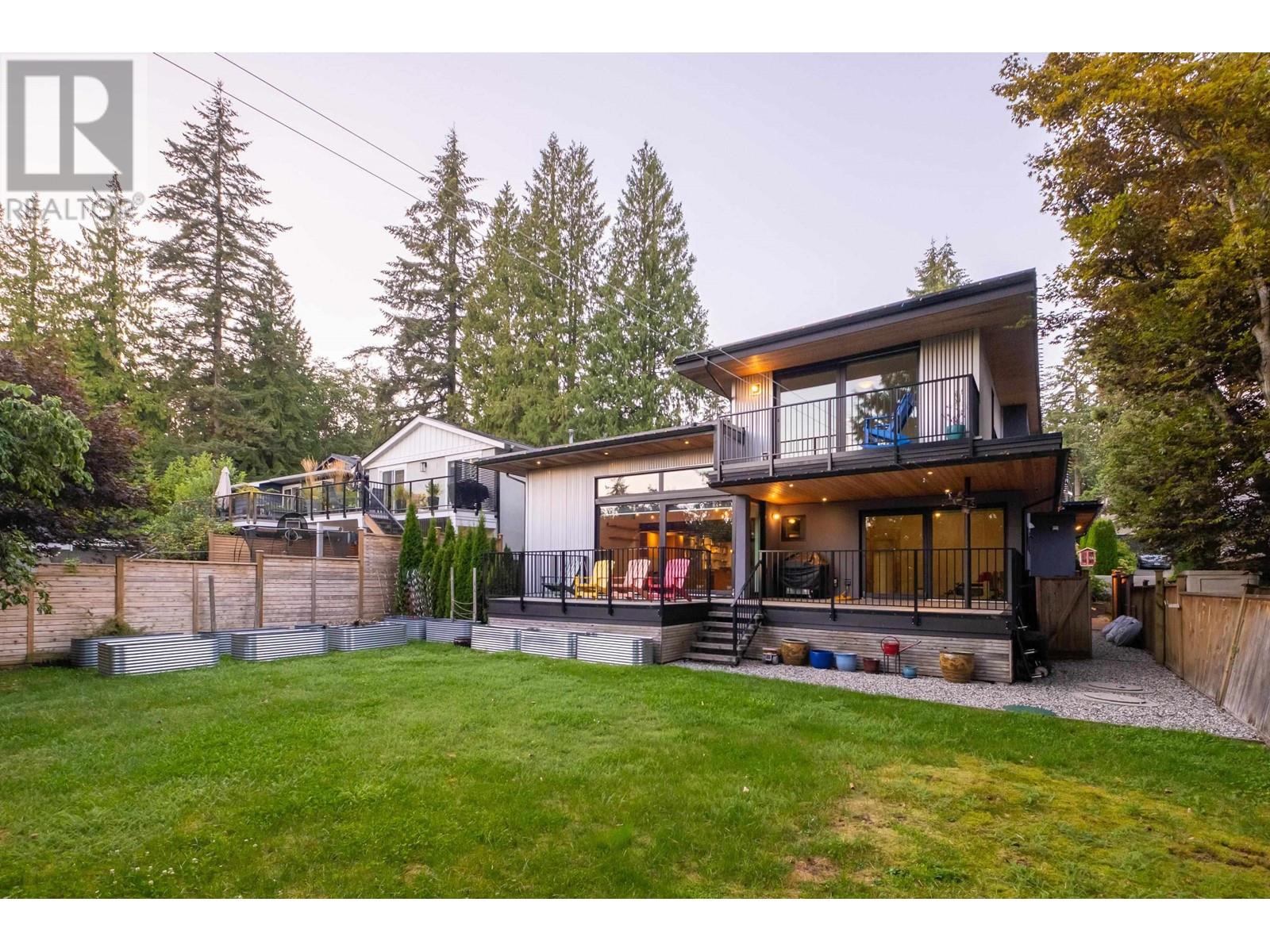 1449 Chamberlain Drive, North Vancouver, British Columbia  V7K 1P8 - Photo 35 - R2958198