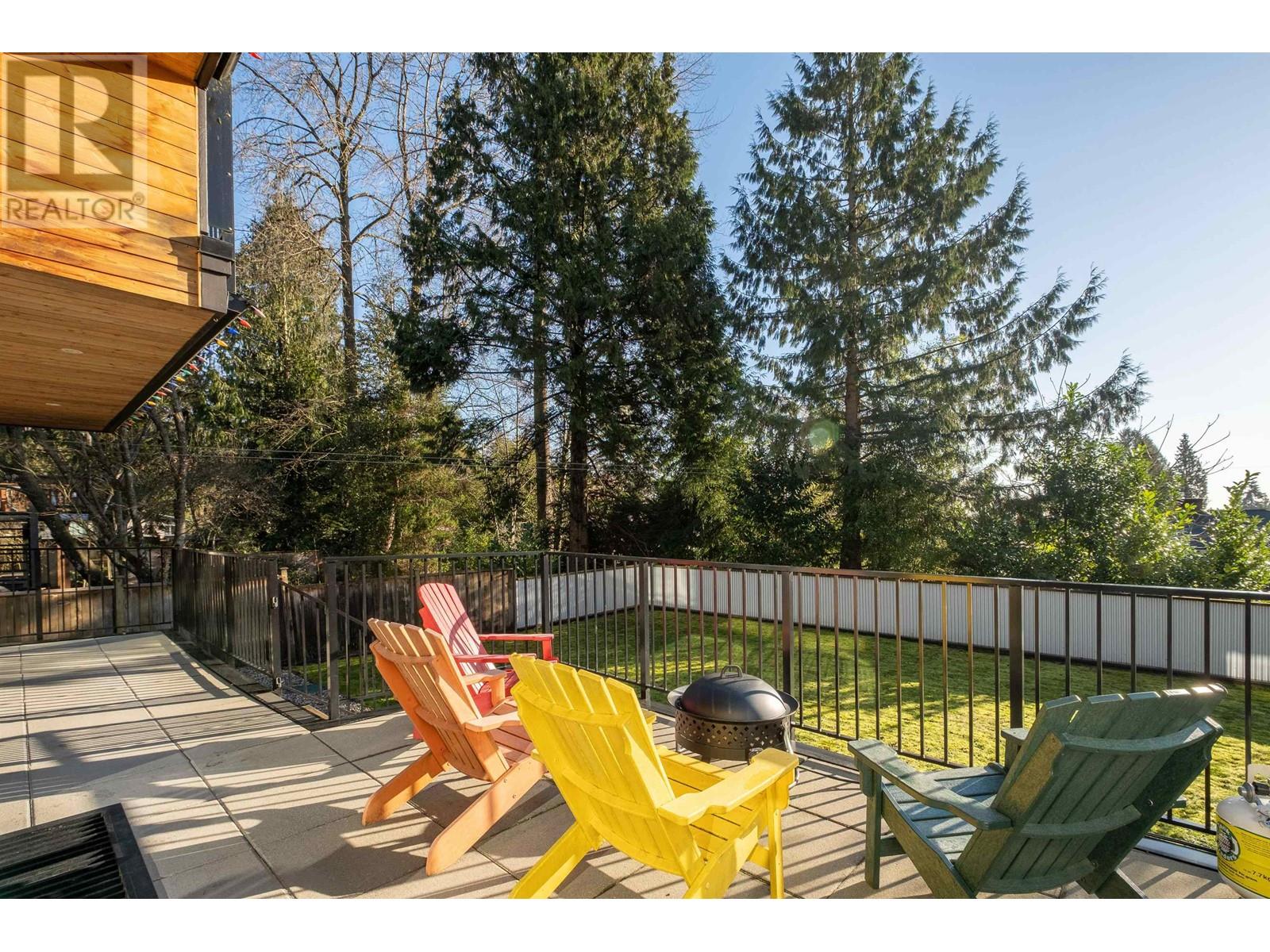 1449 Chamberlain Drive, North Vancouver, British Columbia  V7K 1P8 - Photo 9 - R2958198