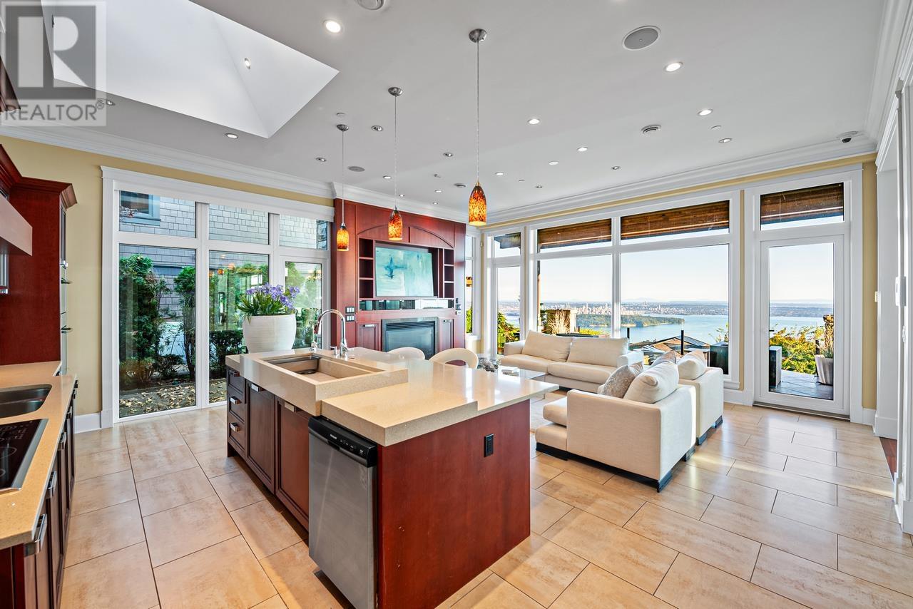 2409 Halston Court, West Vancouver, British Columbia  V7S 3K3 - Photo 6 - R2958212