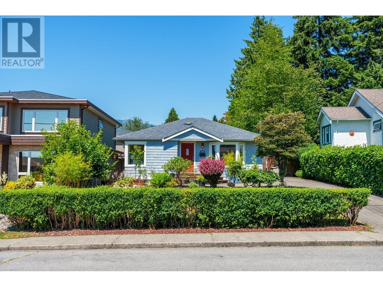 628 E 7TH STREET, north vancouver, British Columbia
