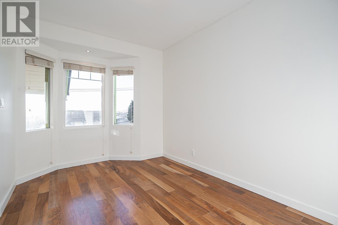 233 Eleventh Street, New Westminster, British Columbia  V3M 4C8 - Photo 11 - R2958229