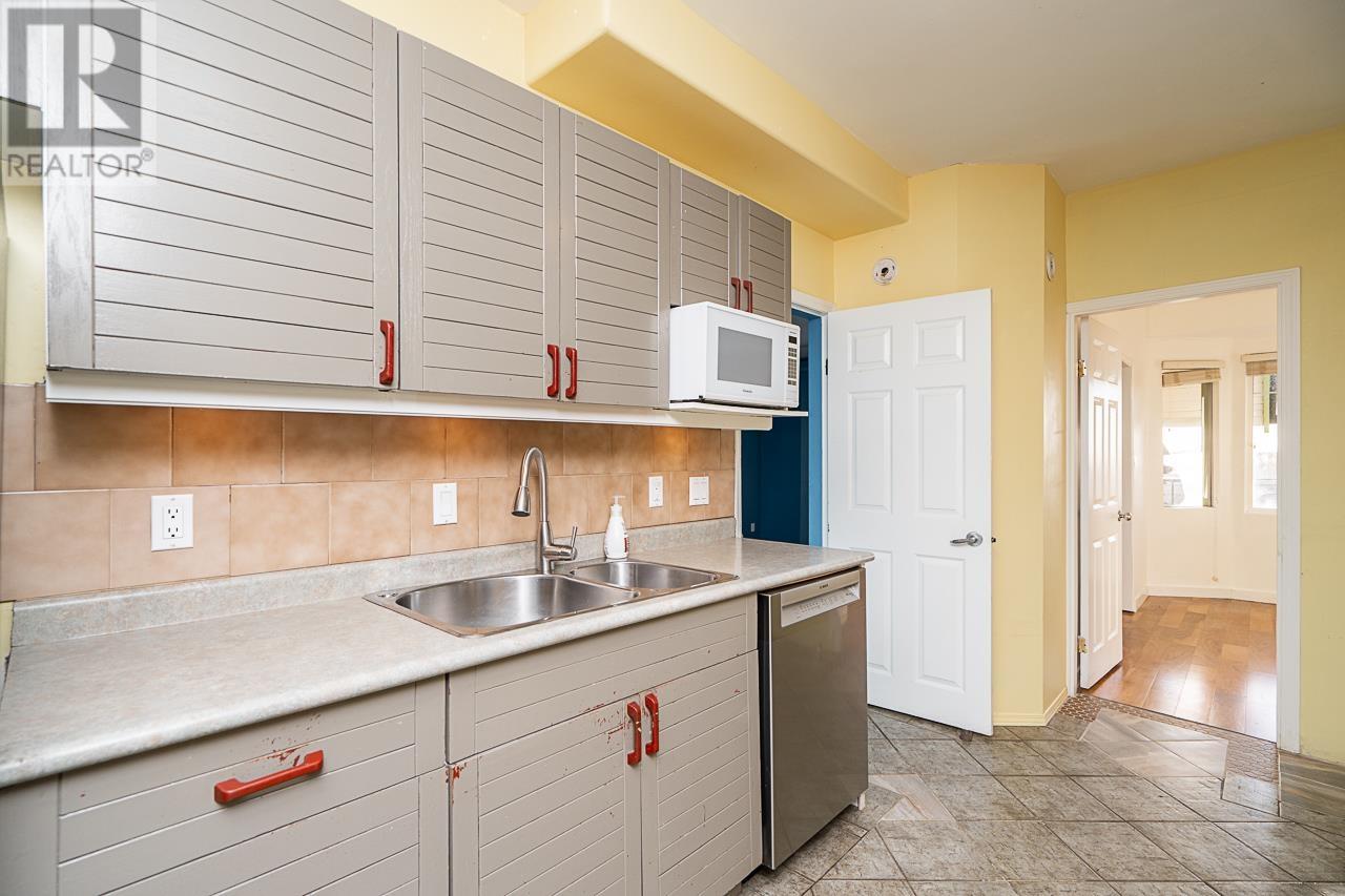 233 Eleventh Street, New Westminster, British Columbia  V3M 4C8 - Photo 15 - R2958229