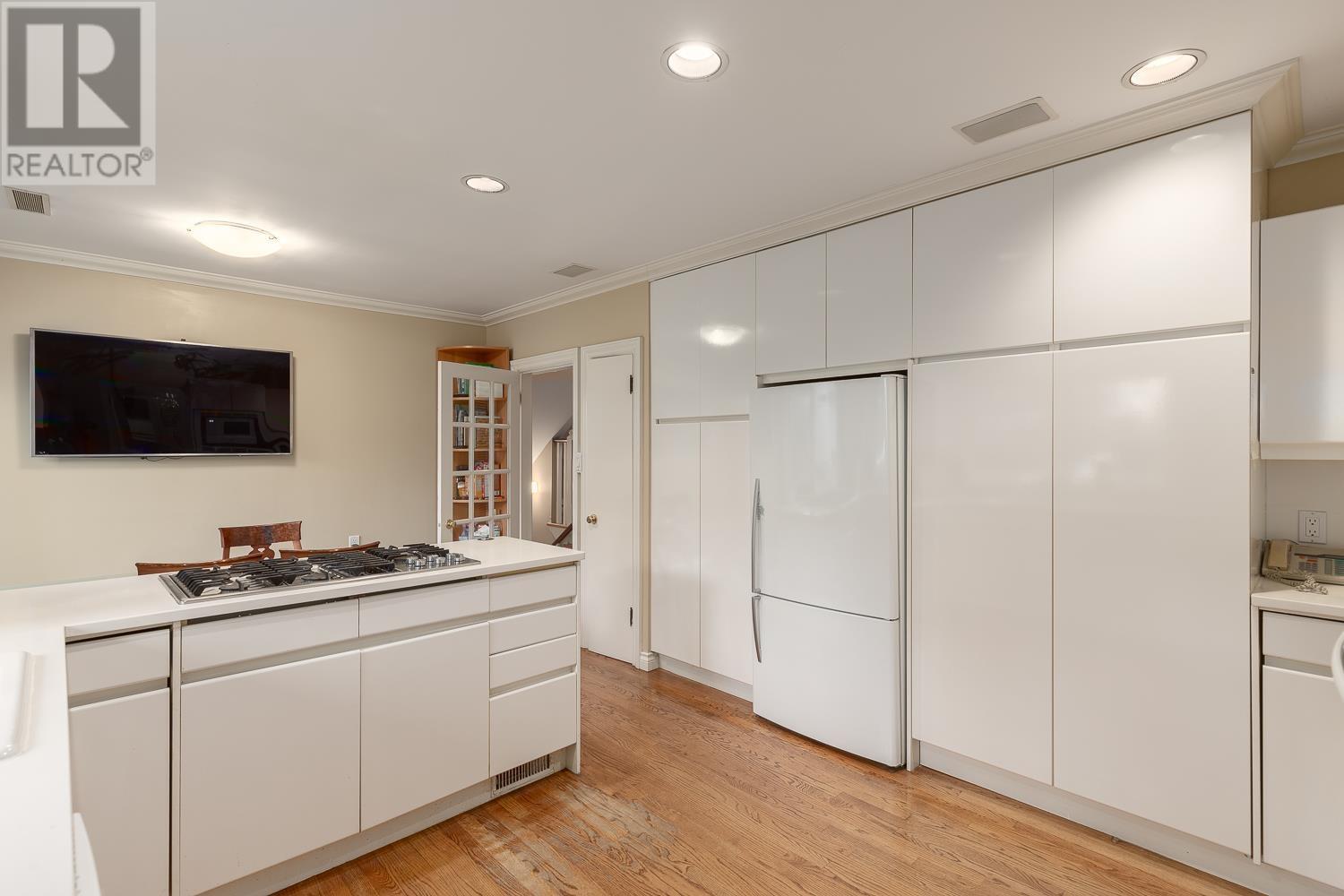 Listing Picture 7 of 40 : 6456 MACKENZIE PLACE, Vancouver / 溫哥華 - 魯藝地產 Yvonne Lu Group - MLS Medallion Club Member