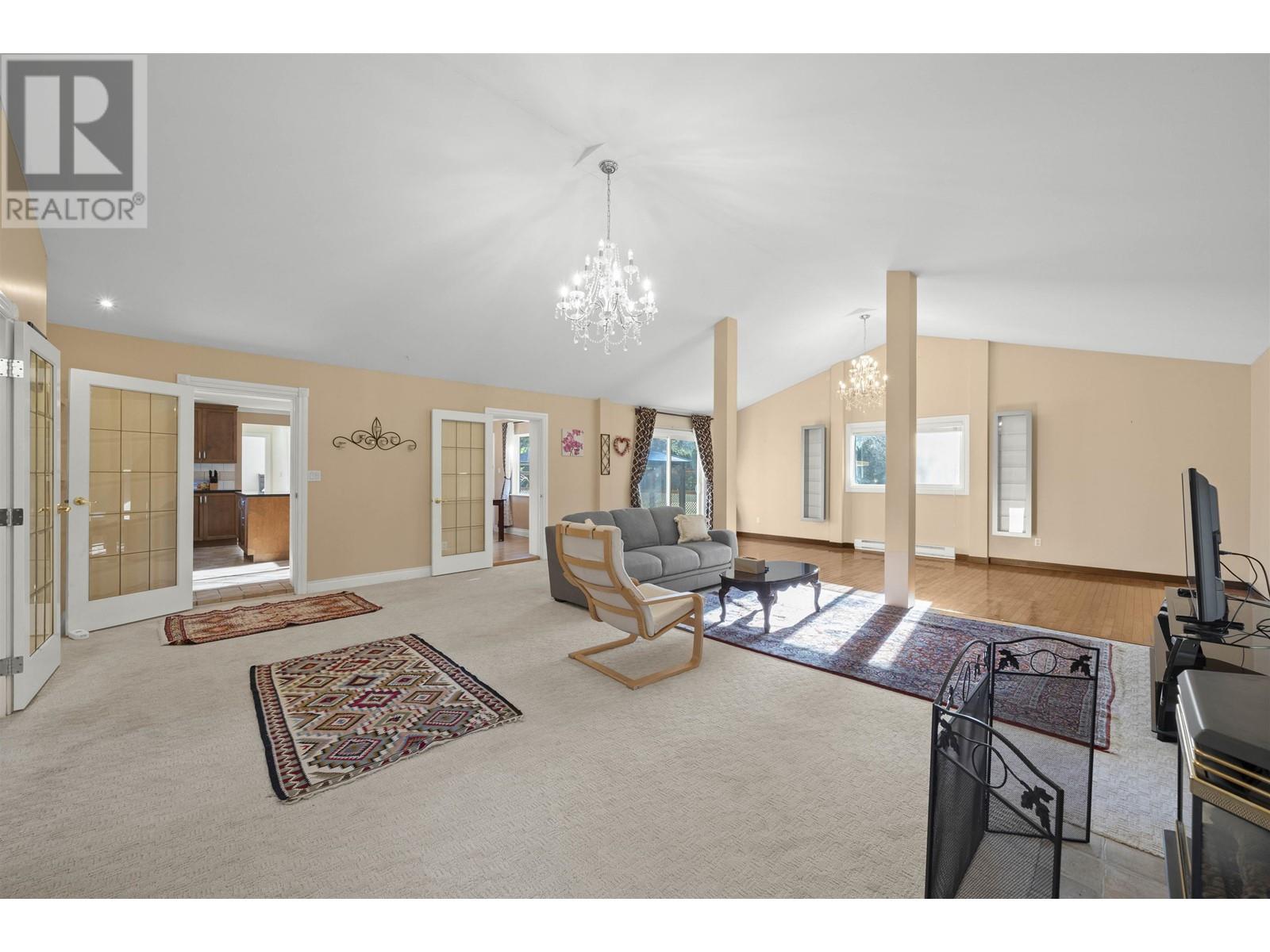 23055 132 Avenue, Maple Ridge, British Columbia  V4R 0A8 - Photo 12 - R2958299