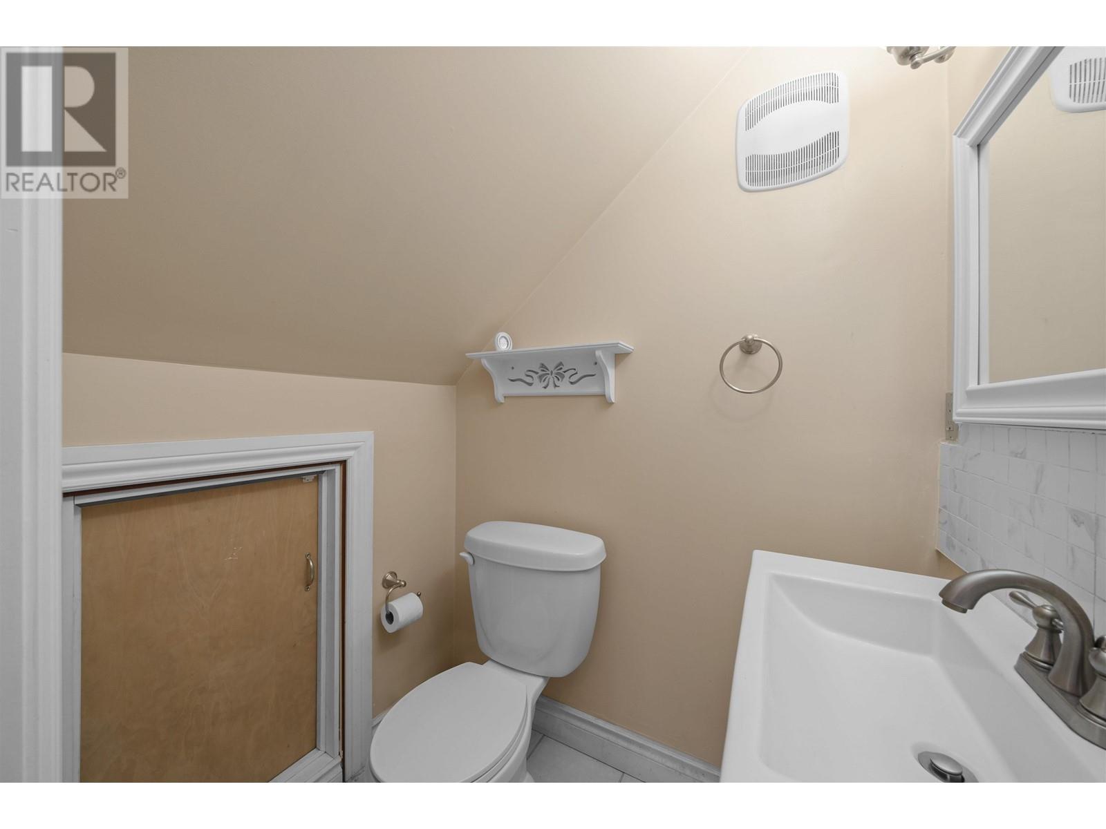 23055 132 Avenue, Maple Ridge, British Columbia  V4R 0A8 - Photo 18 - R2958299