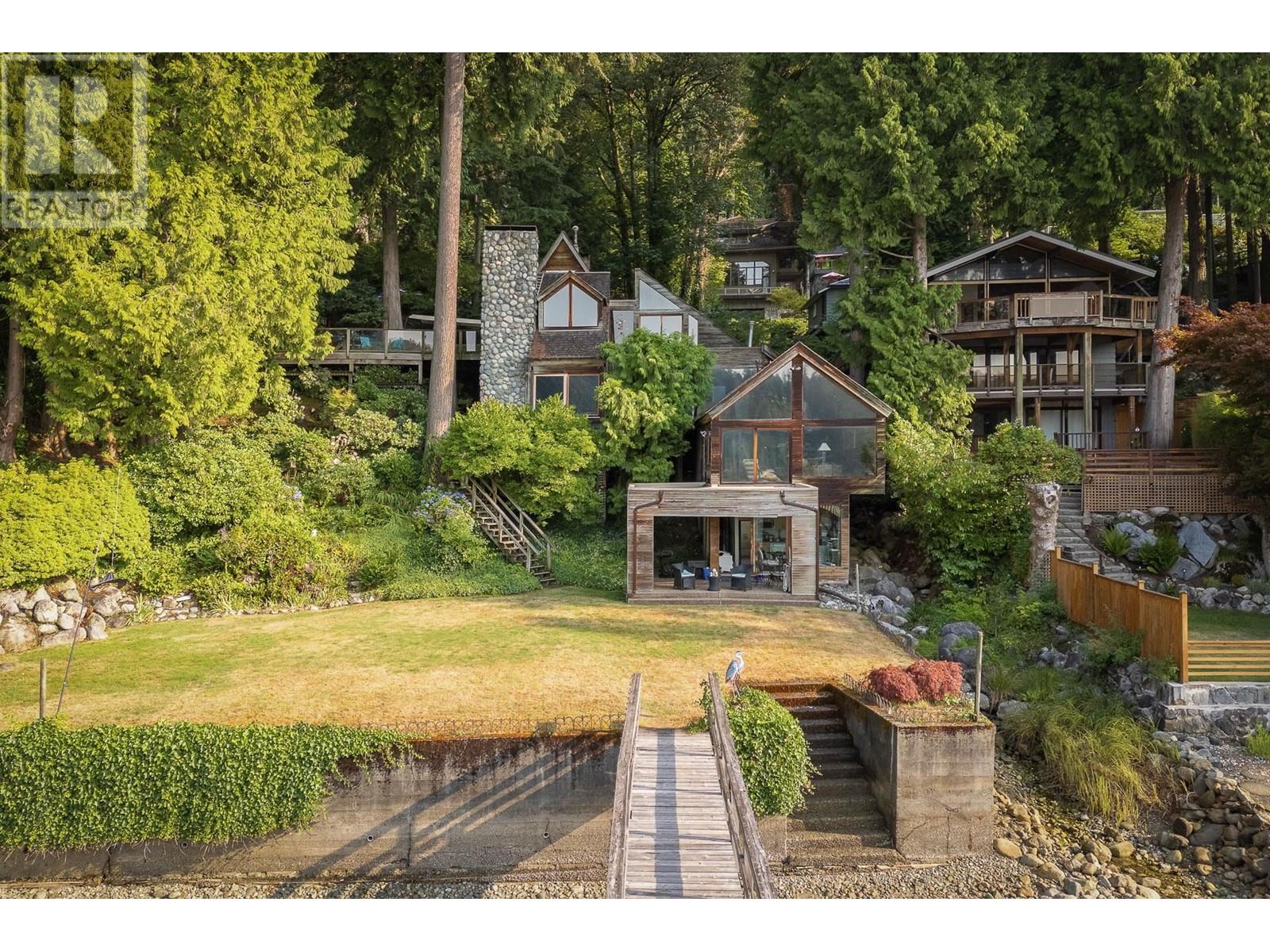 2802 Panorama Drive, North Vancouver, British Columbia  V7G 1V6 - Photo 37 - R2958331