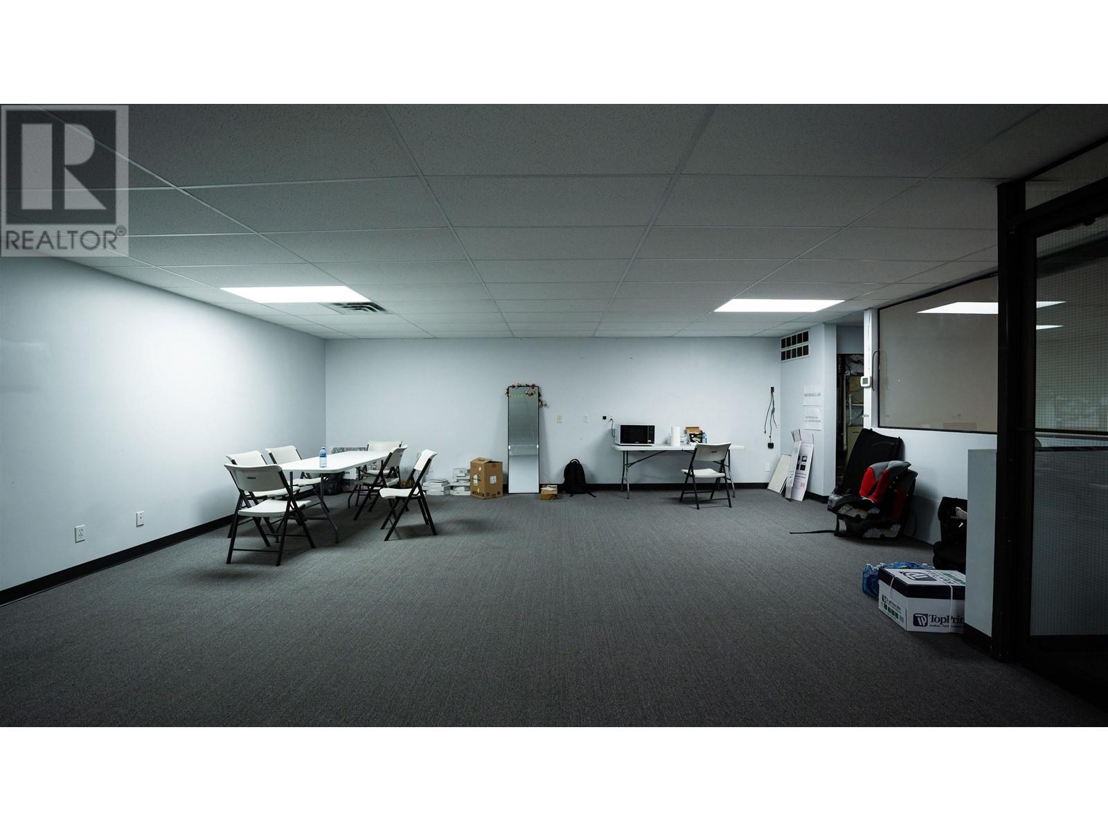 Listing Picture 9 of 20 : 1,2,3 2900 SMITH STREET, Richmond / 烈治文 - 魯藝地產 Yvonne Lu Group - MLS Medallion Club Member