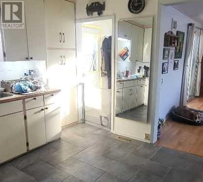 10122 108 Avenue, Peace River, Alberta  T8S 1L4 - Photo 14 - A2188954