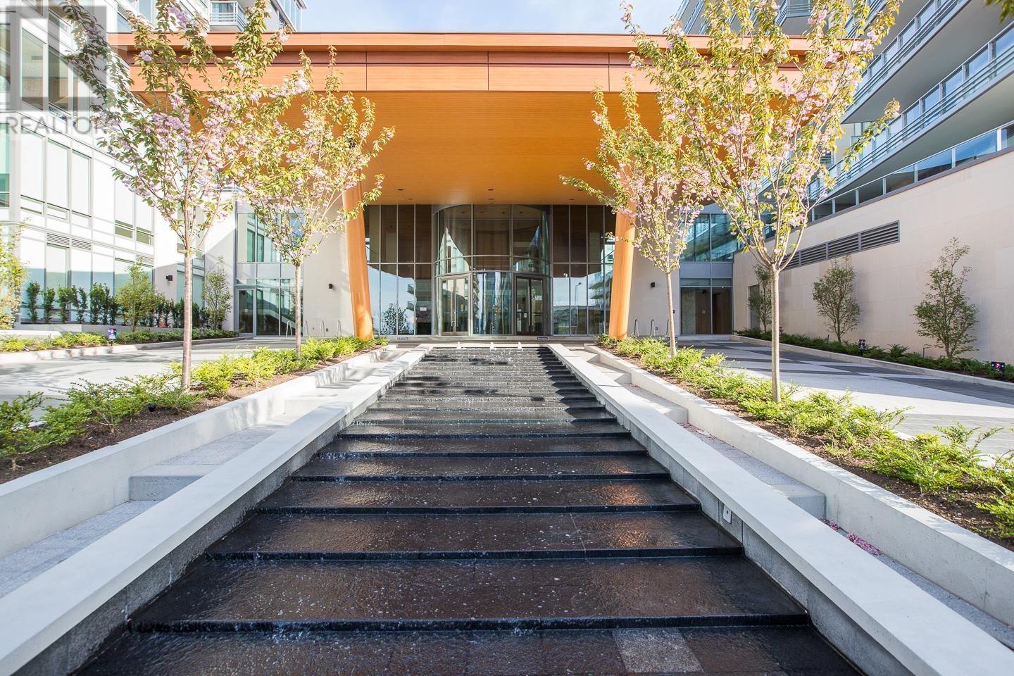 Listing Picture 21 of 32 : 809 6622 PEARSON WAY, Richmond / 烈治文 - 魯藝地產 Yvonne Lu Group - MLS Medallion Club Member