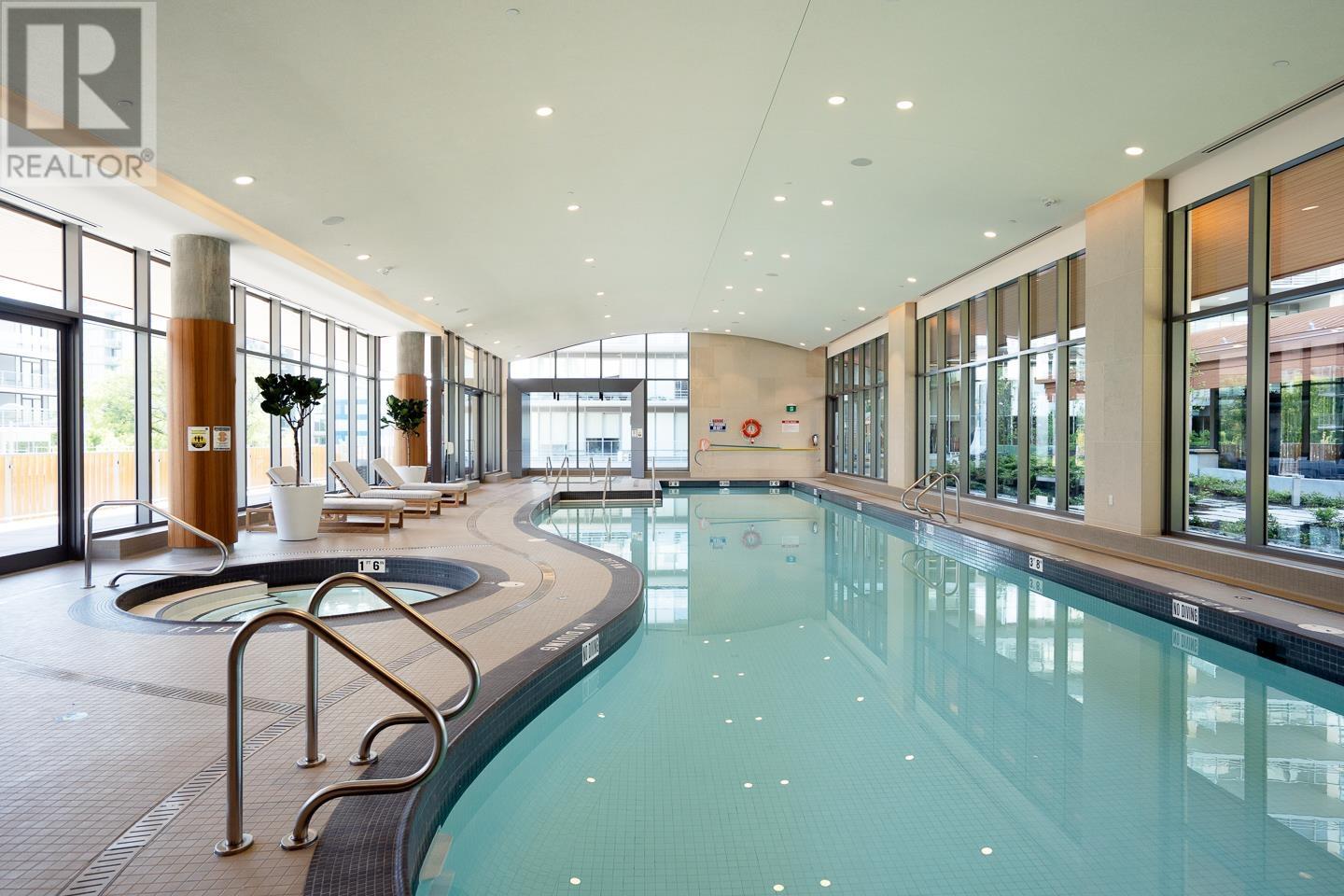 Listing Picture 22 of 32 : 809 6622 PEARSON WAY, Richmond / 烈治文 - 魯藝地產 Yvonne Lu Group - MLS Medallion Club Member