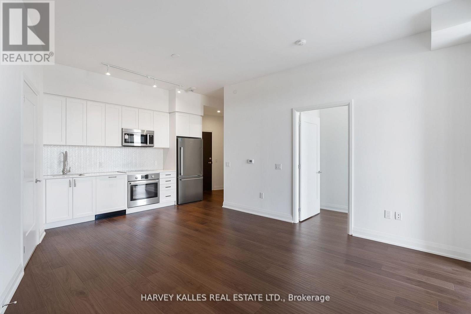 Property at 707 - 293 THE KINGSWAY image 3