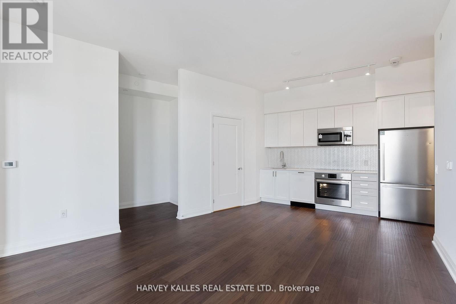 Property at 707 - 293 THE KINGSWAY image 4