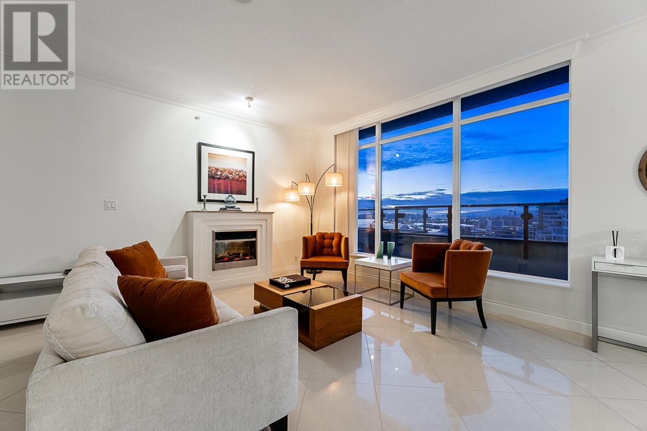 Ph3 162 Victory Ship Way, North Vancouver, British Columbia  V7L 0B4 - Photo 3 - R2958244