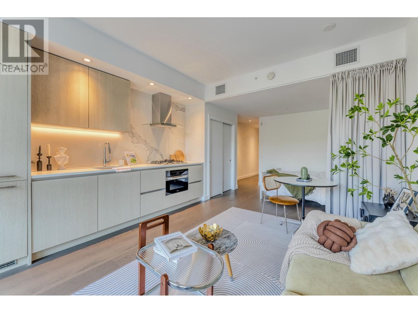 Listing Picture 2 of 19 : 301 5168 CAMBIE STREET, Vancouver / 溫哥華 - 魯藝地產 Yvonne Lu Group - MLS Medallion Club Member