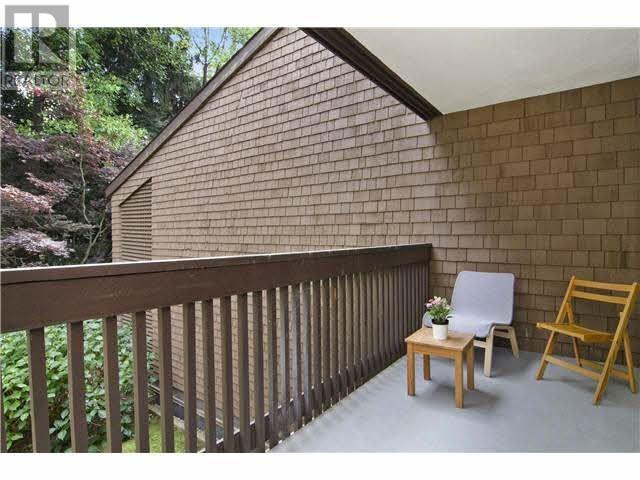 Listing Picture 5 of 12 : 421 9867 MANCHESTER DRIVE, Burnaby / 本拿比 - 魯藝地產 Yvonne Lu Group - MLS Medallion Club Member