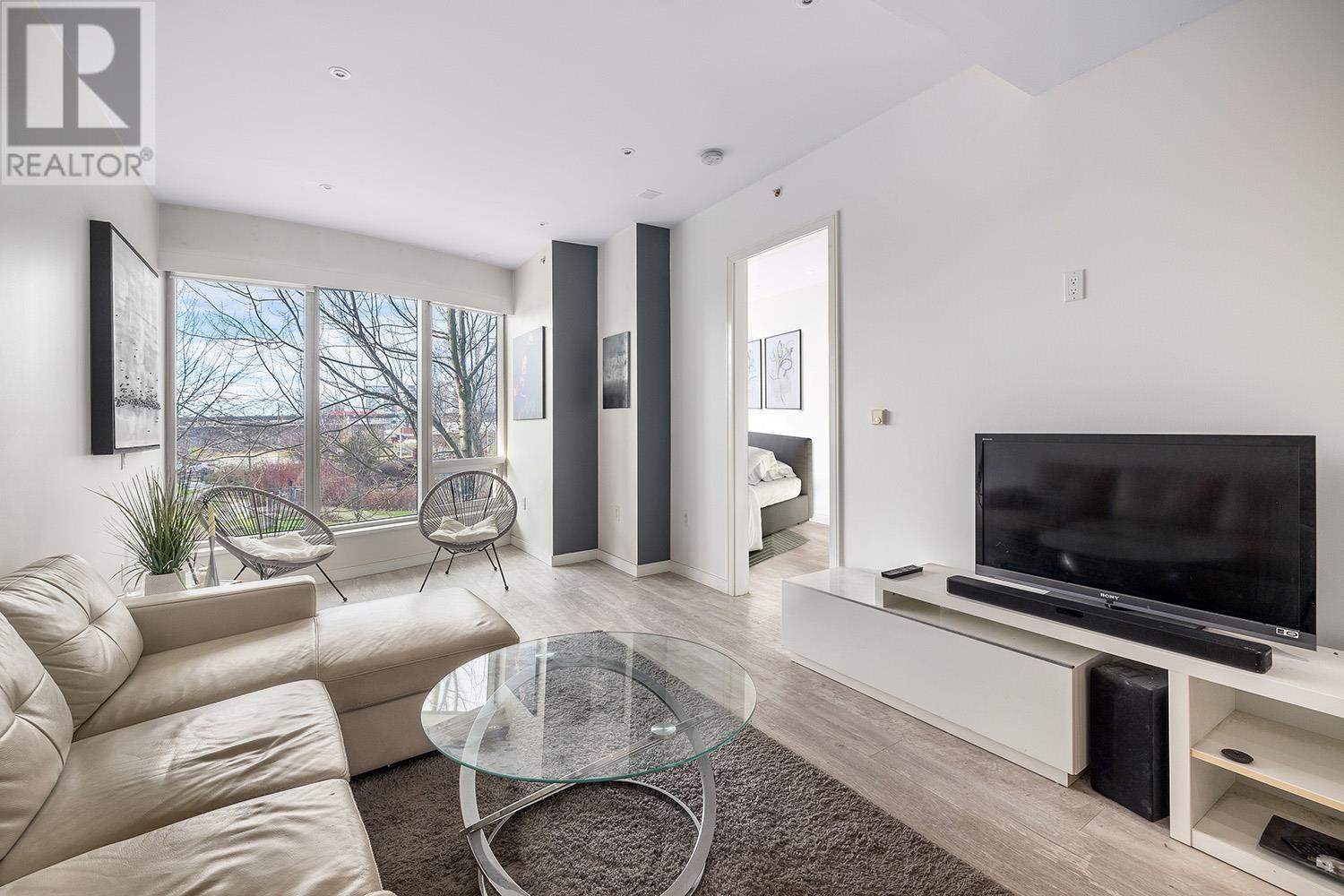 Listing Picture 6 of 24 : 203 181 W 1ST AVENUE, Vancouver / 溫哥華 - 魯藝地產 Yvonne Lu Group - MLS Medallion Club Member