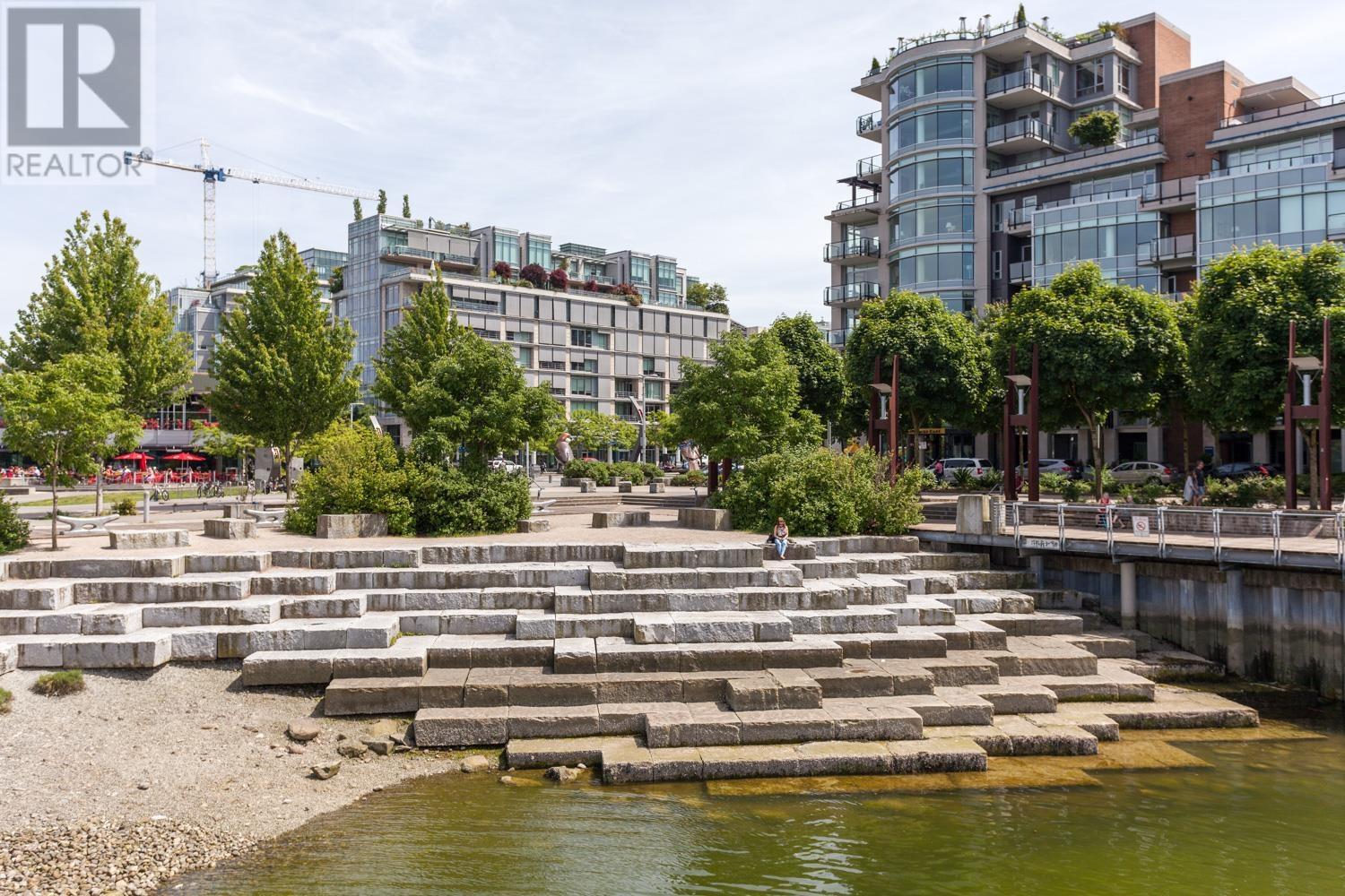 Listing Picture 22 of 24 : 203 181 W 1ST AVENUE, Vancouver / 溫哥華 - 魯藝地產 Yvonne Lu Group - MLS Medallion Club Member