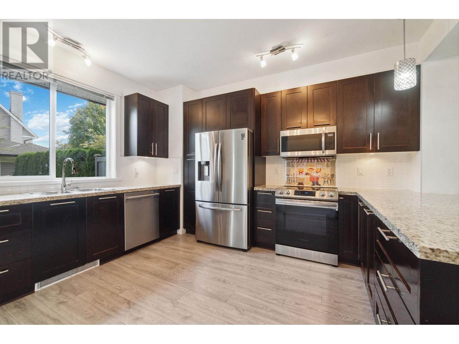 2 1225 Holtby Street, Coquitlam, British Columbia V3B 0E6 - Photo 13 - R2958343