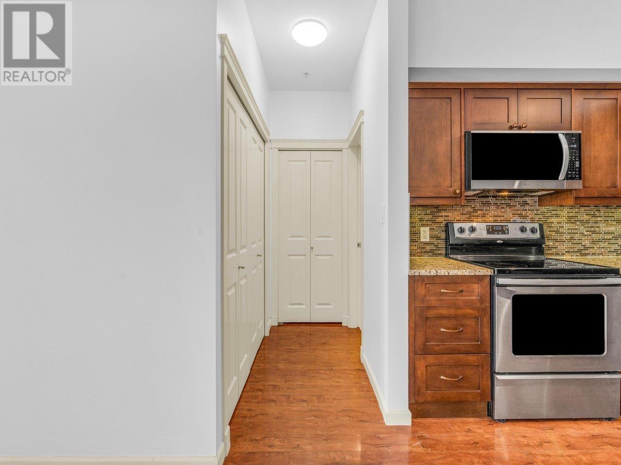 307 22858 Lougheed Highway, Maple Ridge, British Columbia  V2X 2V6 - Photo 21 - R2958344