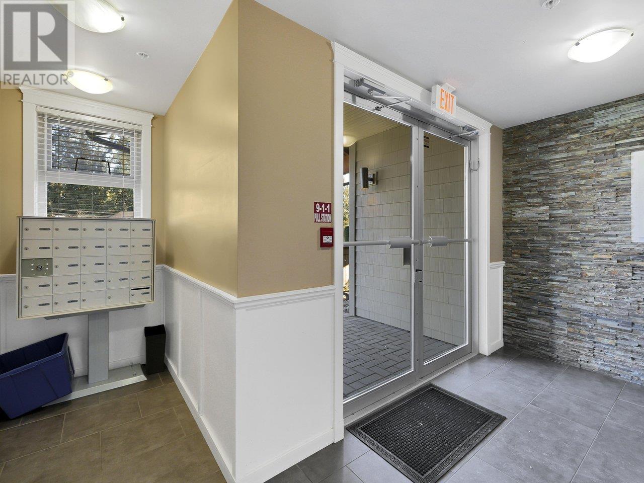 307 22858 Lougheed Highway, Maple Ridge, British Columbia  V2X 2V6 - Photo 3 - R2958344