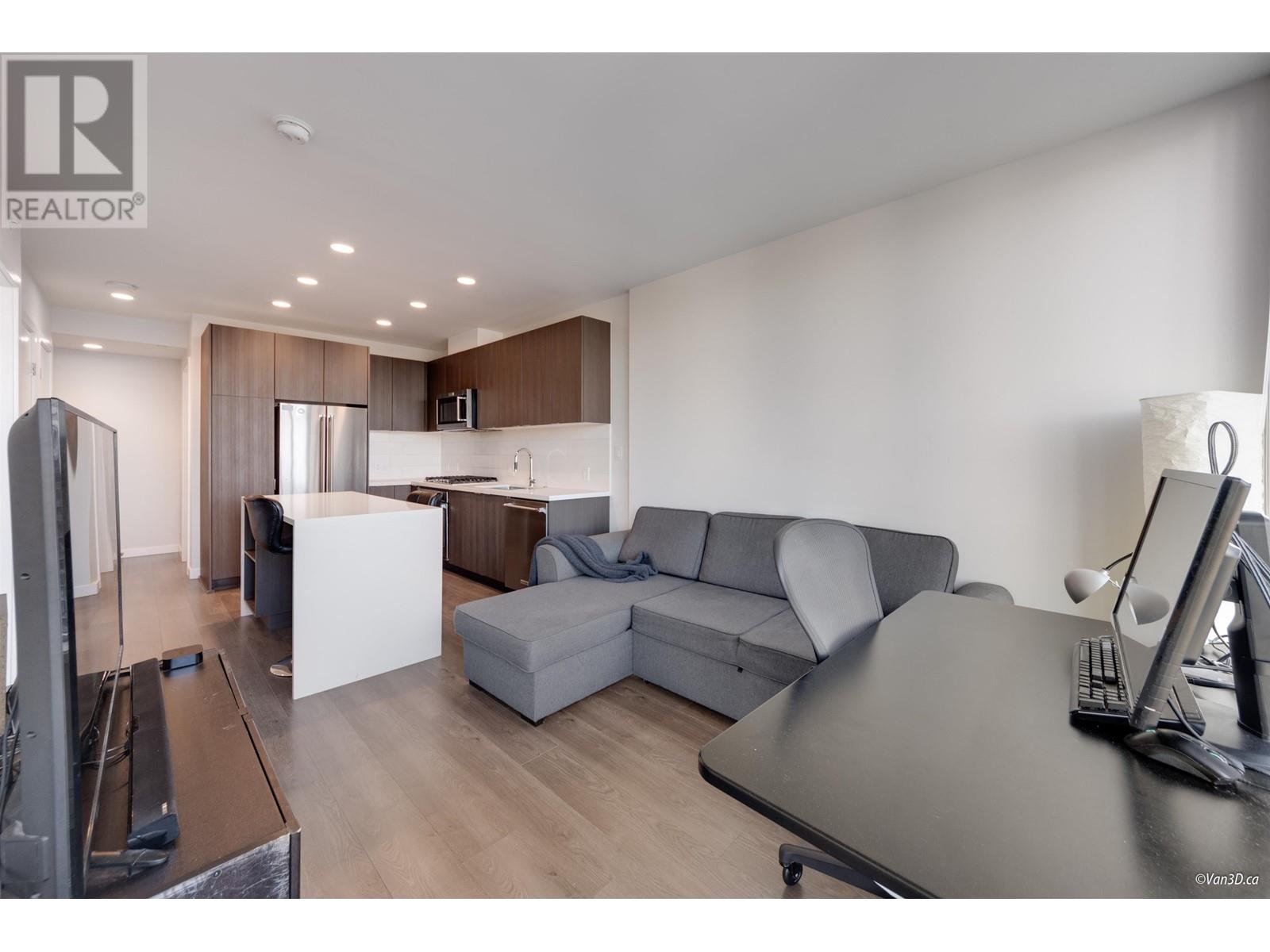 Property at 2201 530 WHITING WAY image 3