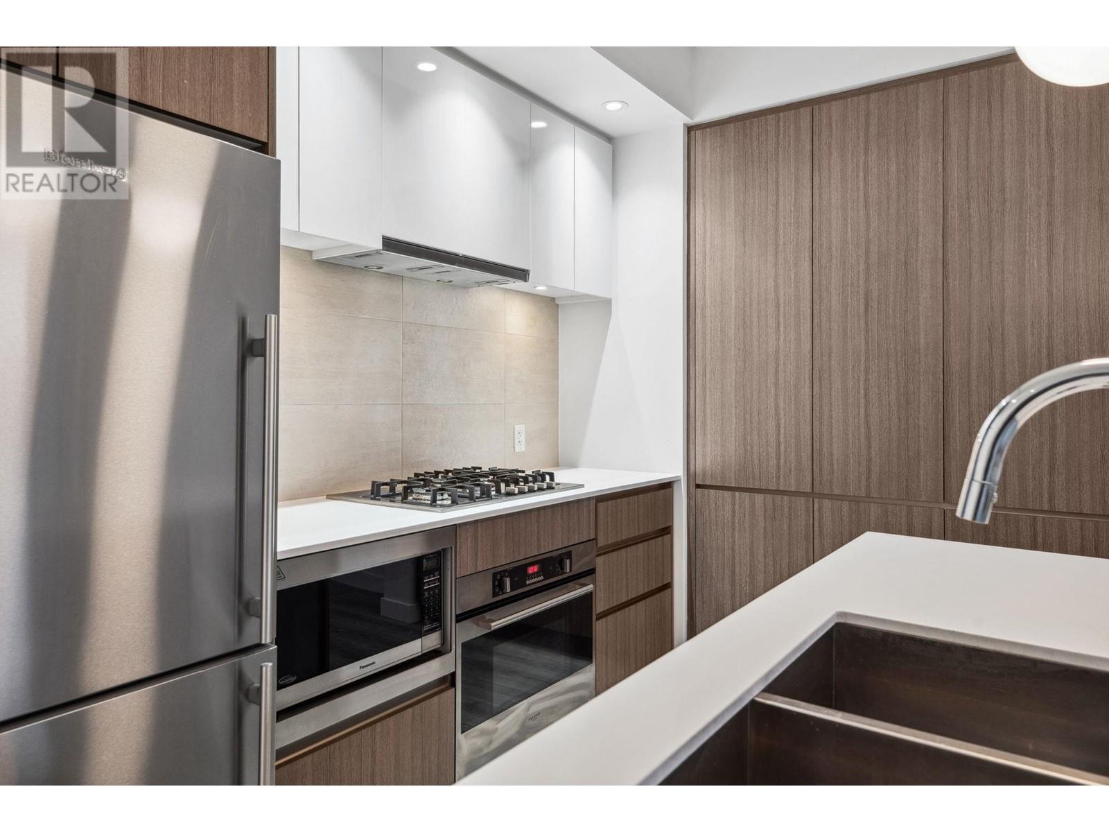 515 516 Foster Avenue, Coquitlam, British Columbia V3J 0H8 - Photo 10 - R2958374