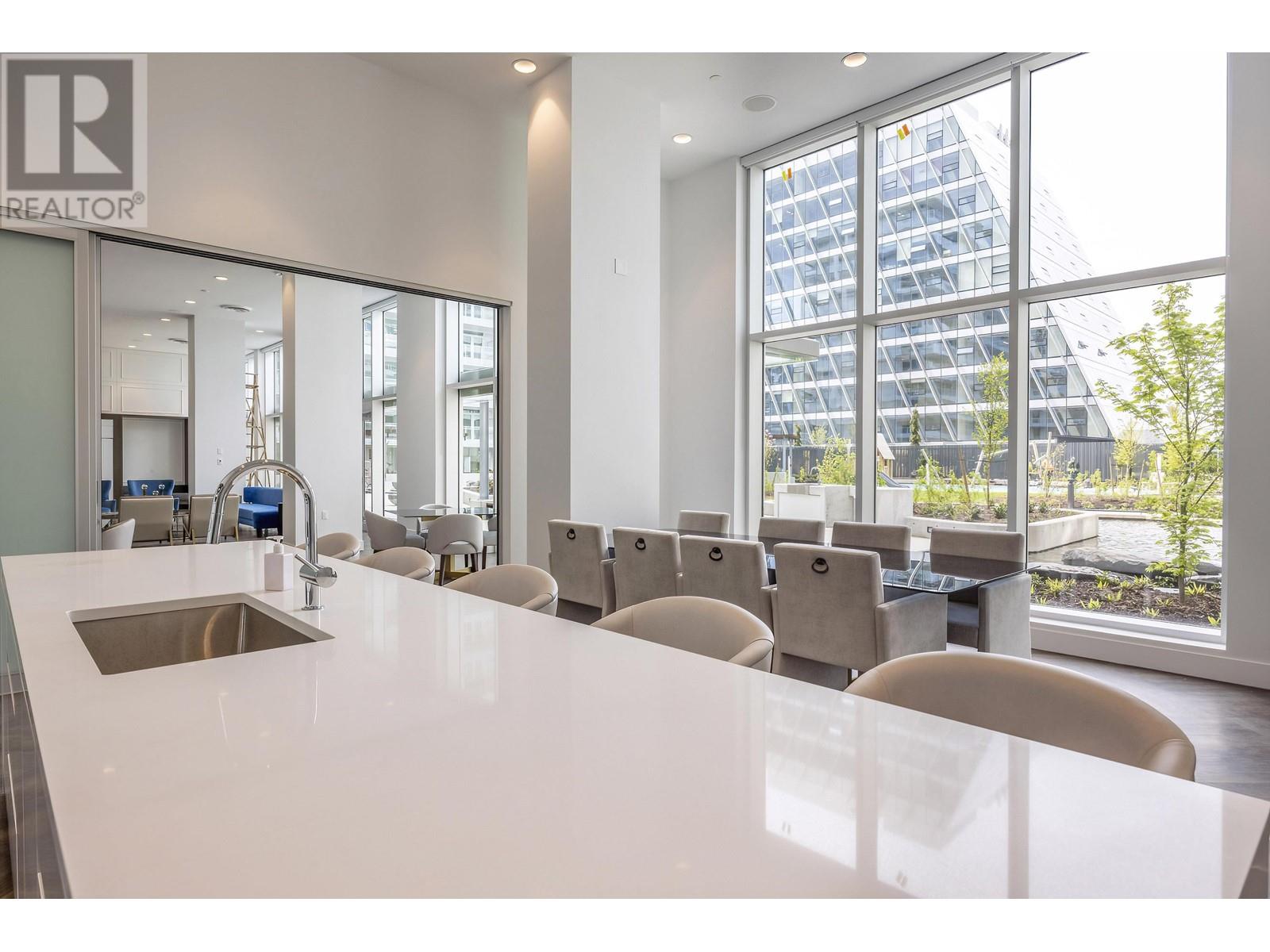 Listing Picture 22 of 26 : 412 6328 NO. 3 ROAD, Richmond / 烈治文 - 魯藝地產 Yvonne Lu Group - MLS Medallion Club Member