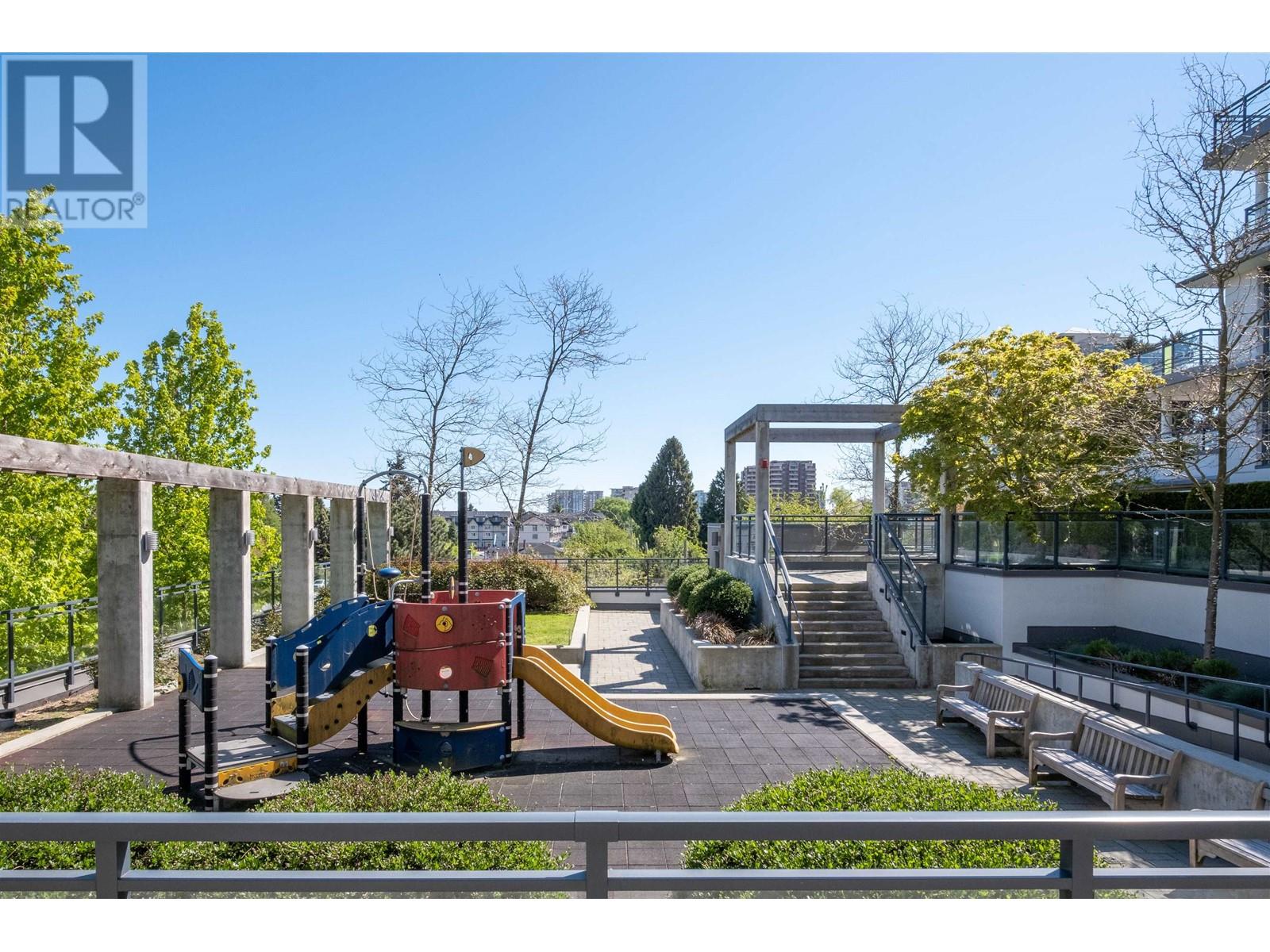 Listing Picture 27 of 27 : 503 6180 COONEY ROAD, Richmond / 烈治文 - 魯藝地產 Yvonne Lu Group - MLS Medallion Club Member