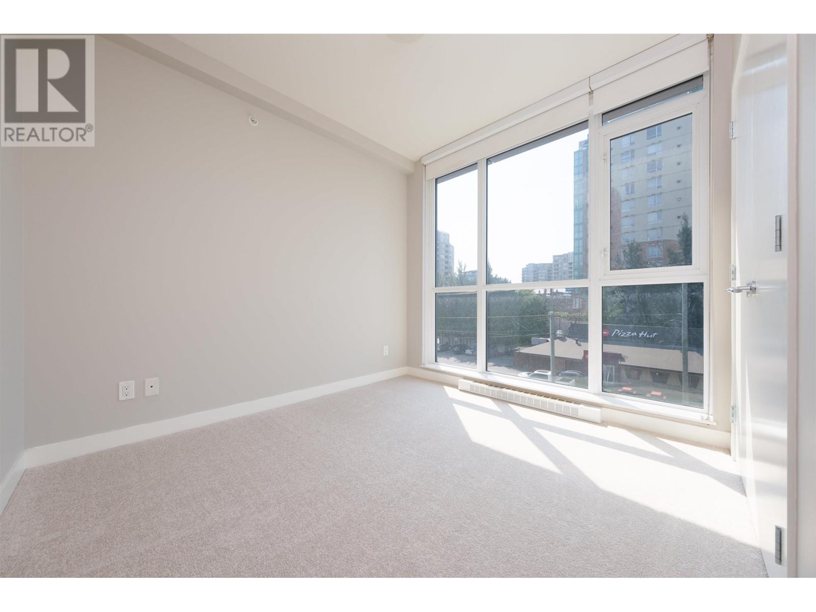 Listing Picture 14 of 27 : 503 6180 COONEY ROAD, Richmond / 烈治文 - 魯藝地產 Yvonne Lu Group - MLS Medallion Club Member