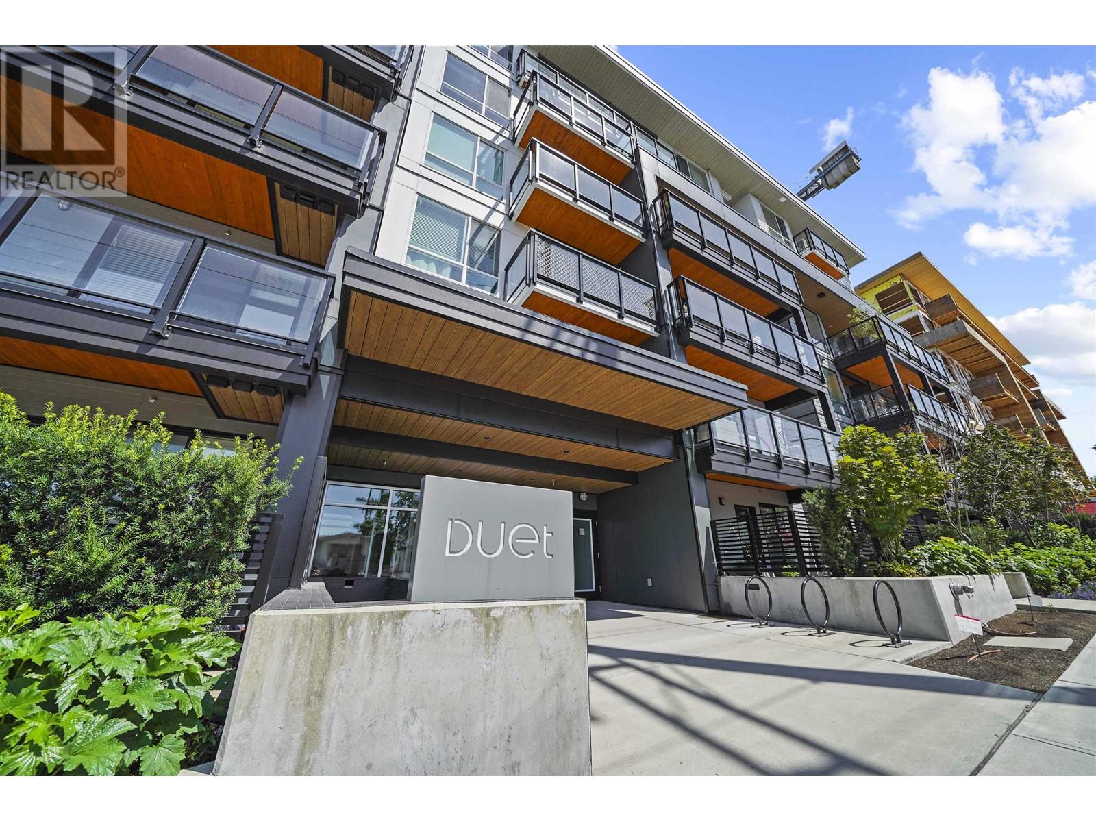 305 707 Como Lake Avenue, Coquitlam, British Columbia V6B 0E3 - Photo 1 - R2958114