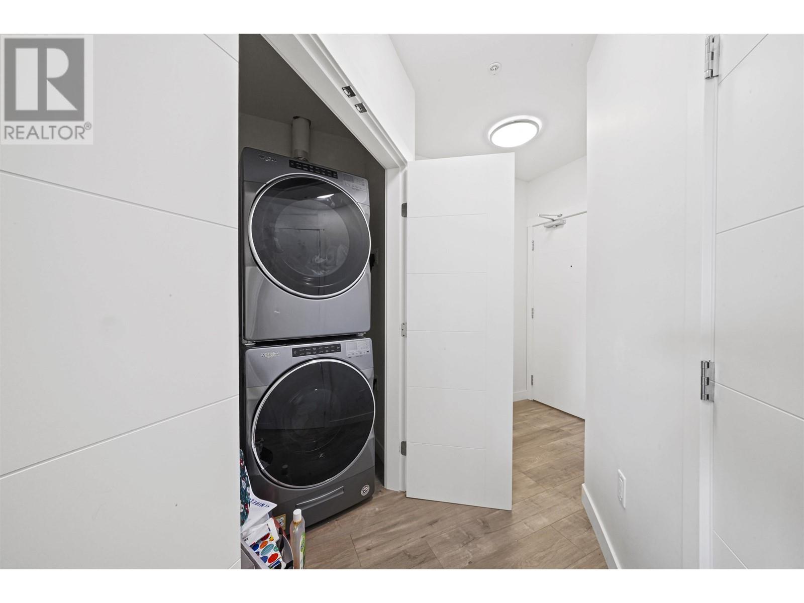 305 707 Como Lake Avenue, Coquitlam, British Columbia V6B 0E3 - Photo 21 - R2958114