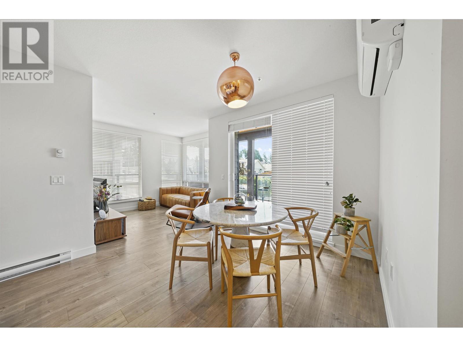 305 707 Como Lake Avenue, Coquitlam, British Columbia V6B 0E3 - Photo 9 - R2958114